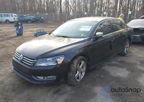 2015 Volkswagen Passat 1.8T Limited Edition z USA, uszkodzony, nr VIN 1VWAT7A37FC101196